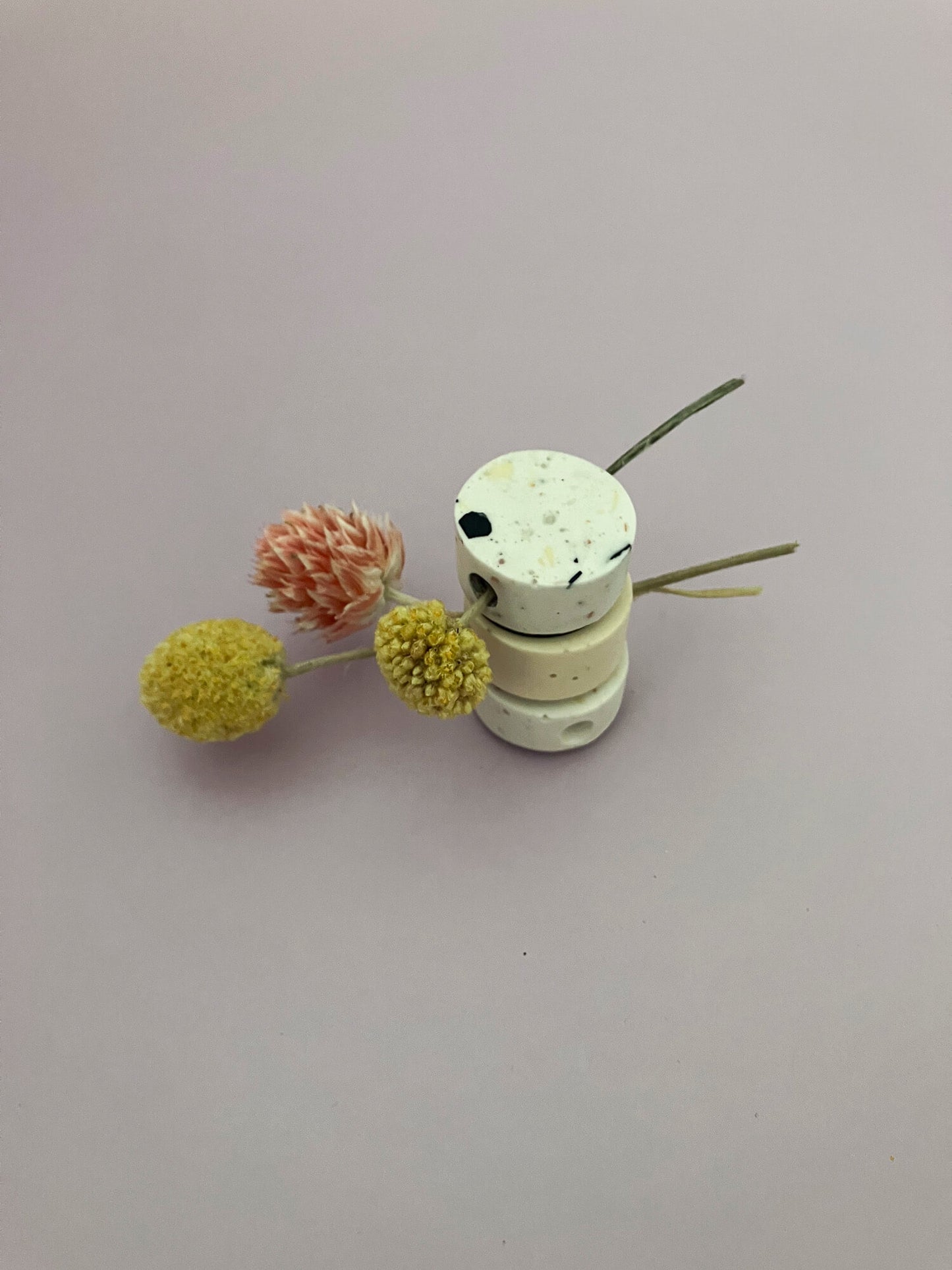 Magnetic flower buds