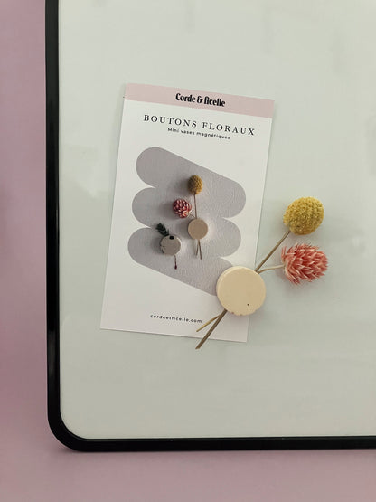 Magnetic flower buds